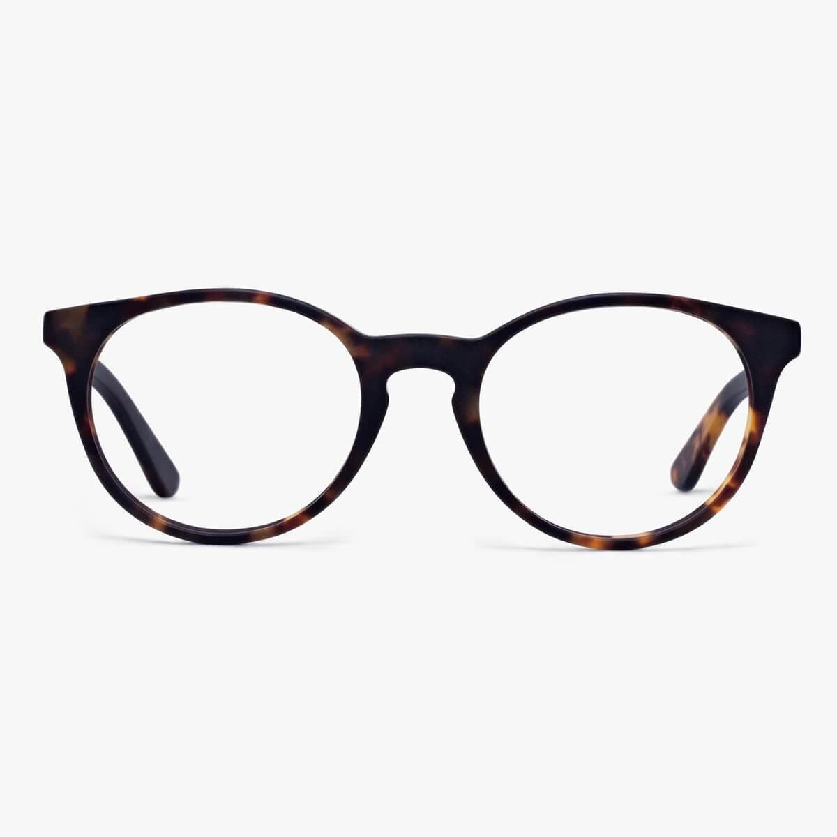 Luxreaders stylish Women's Örebro Dark Turtle Reading glasses. Made from Acetate in a Iconic shape.