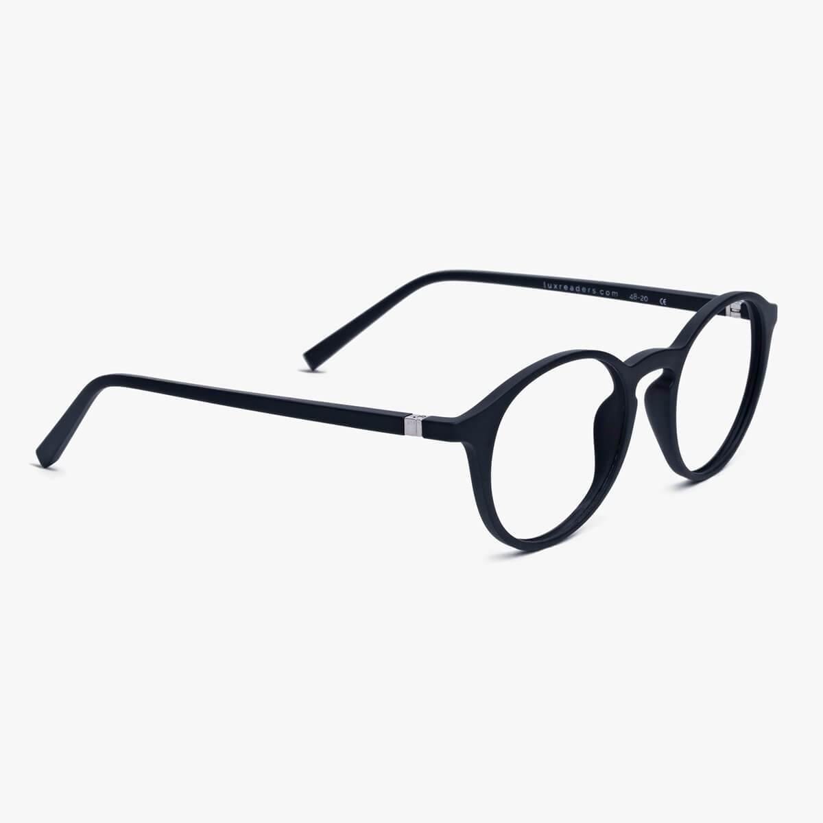 Men's Læsø black round glasses with text Luxreaders on the arm
