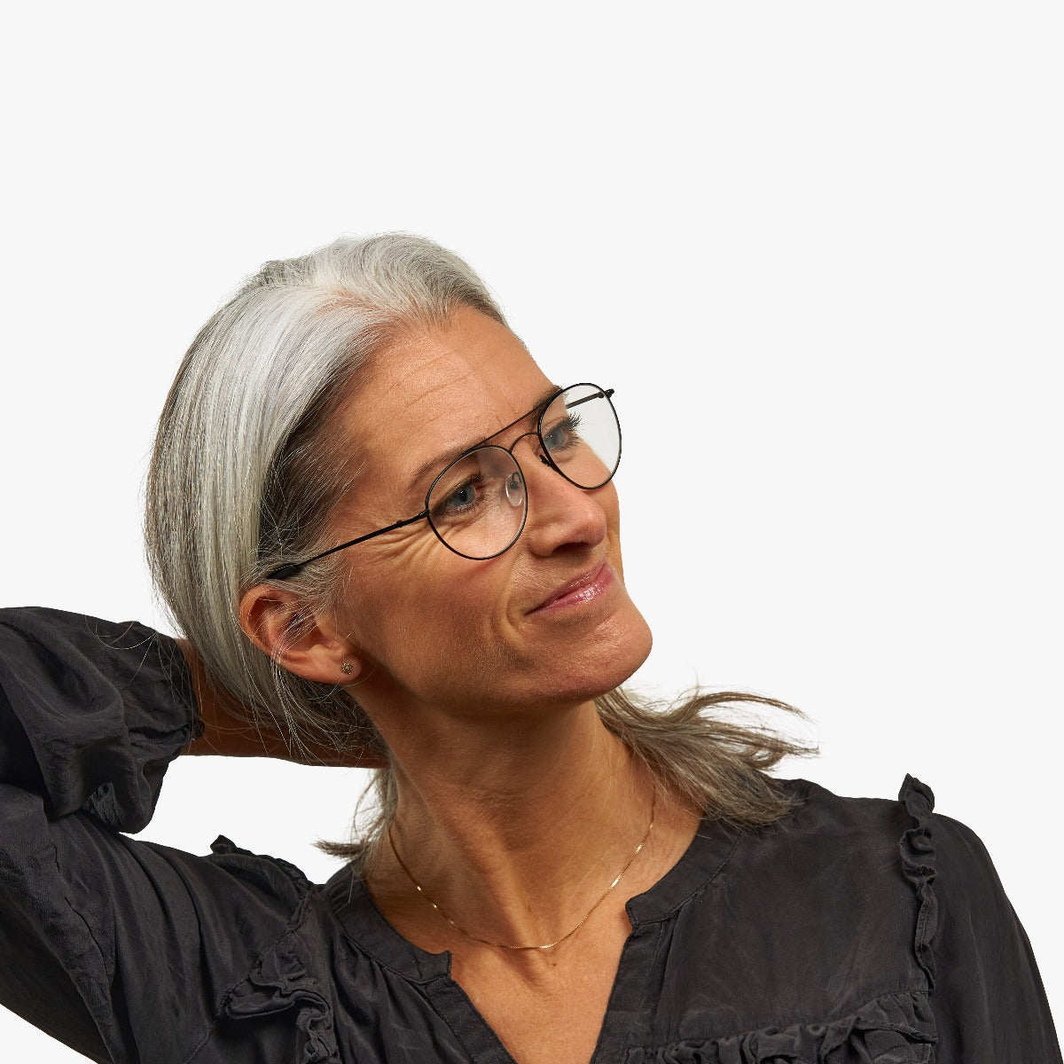 Person wearing Women's Göteborg Black glasses