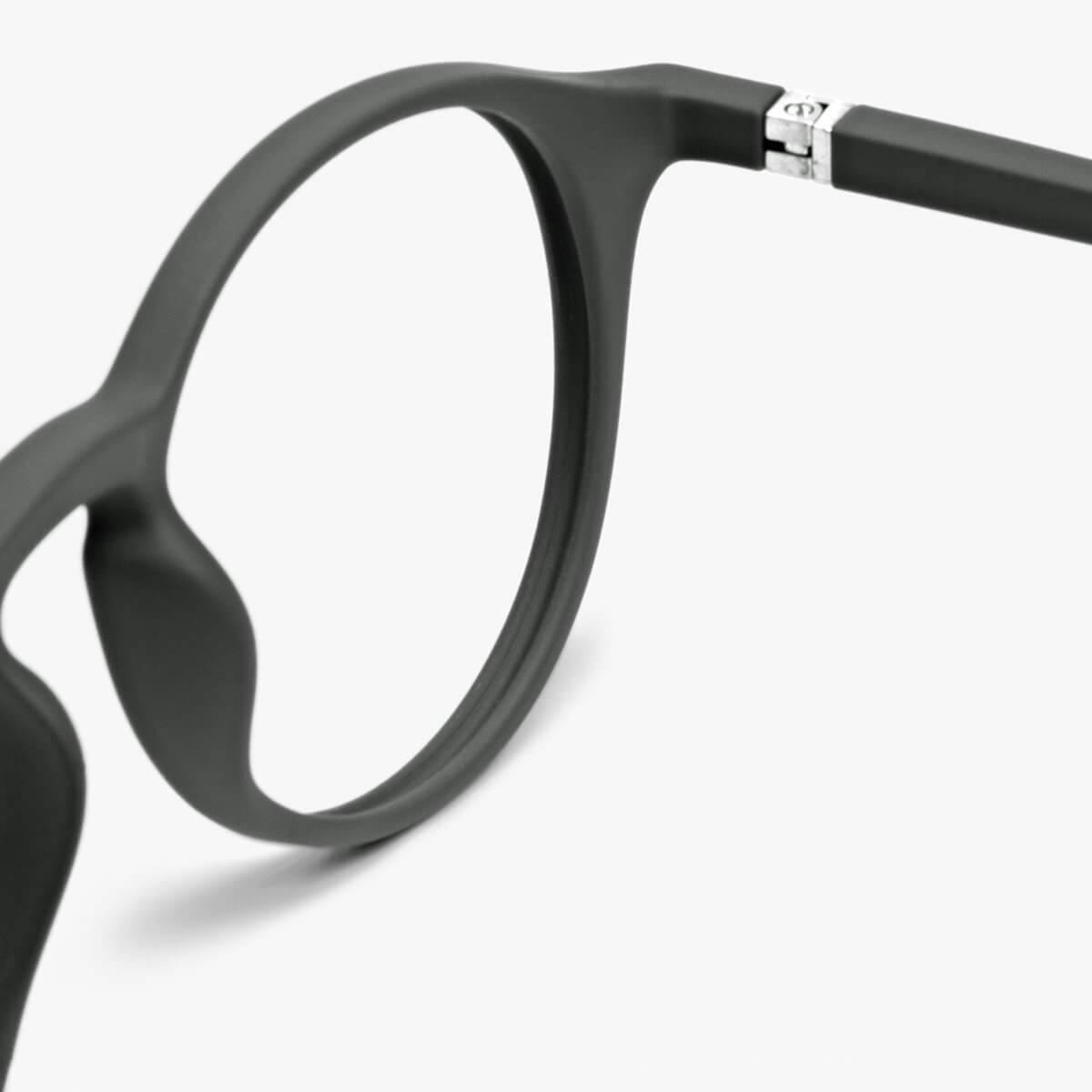 Close-up of Women's Læsø Dark Army glasses with round black frame